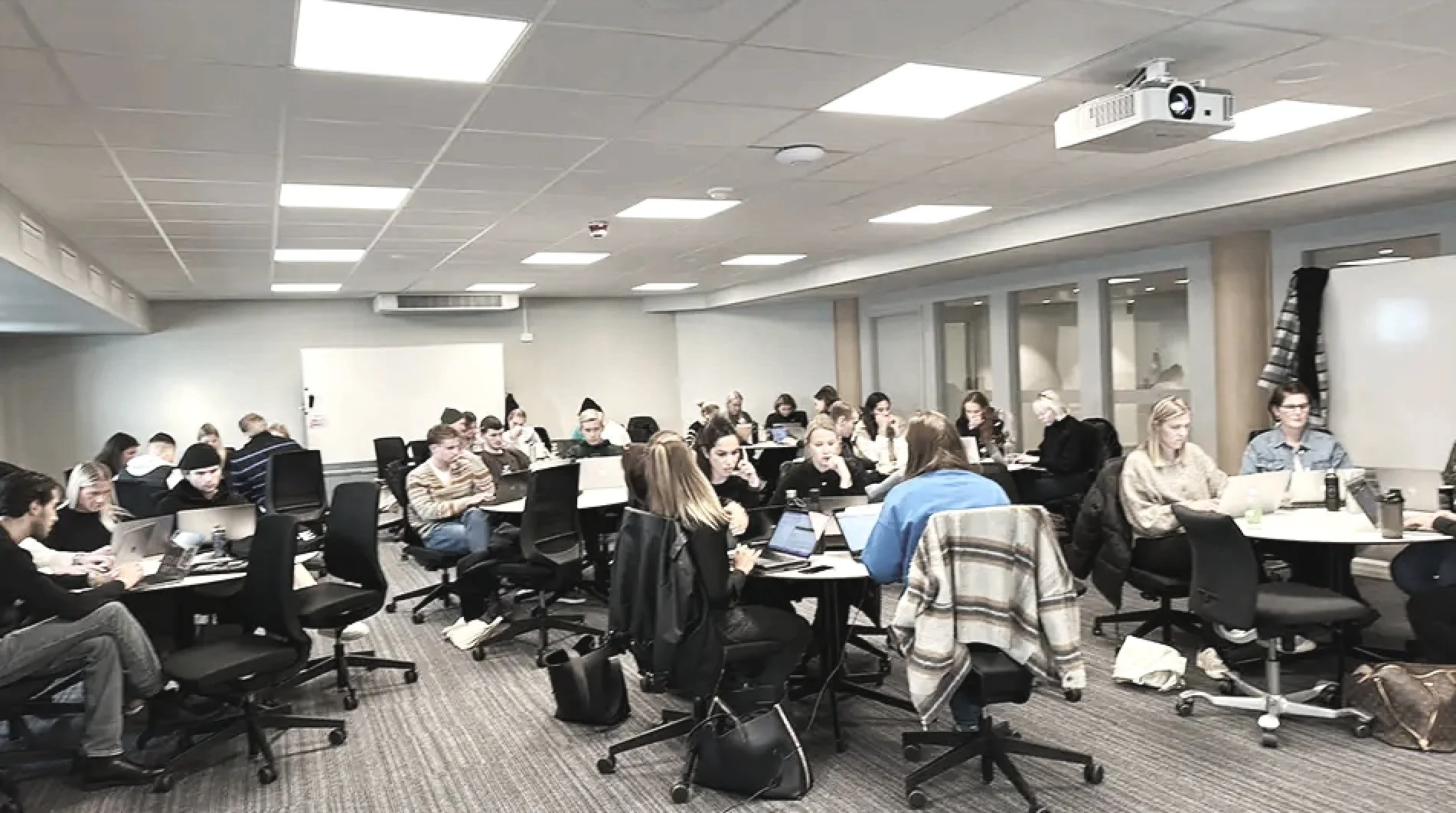 IHM Business School casebild